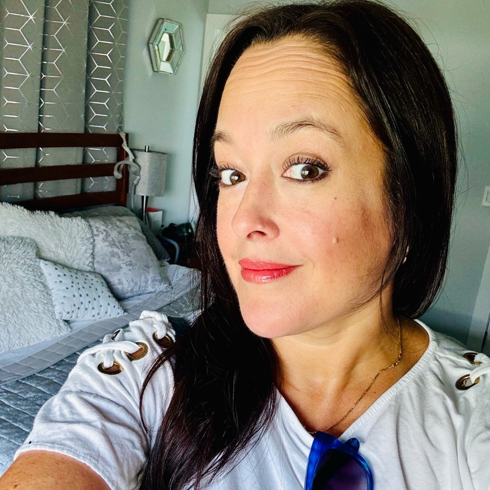 Meet your Posher, Sonia